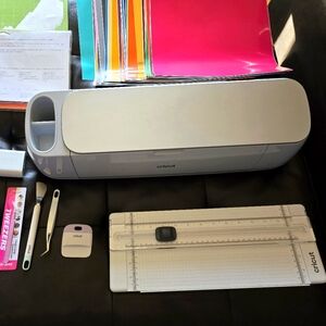 Cricut Maker 3 + Accessories Bundle
